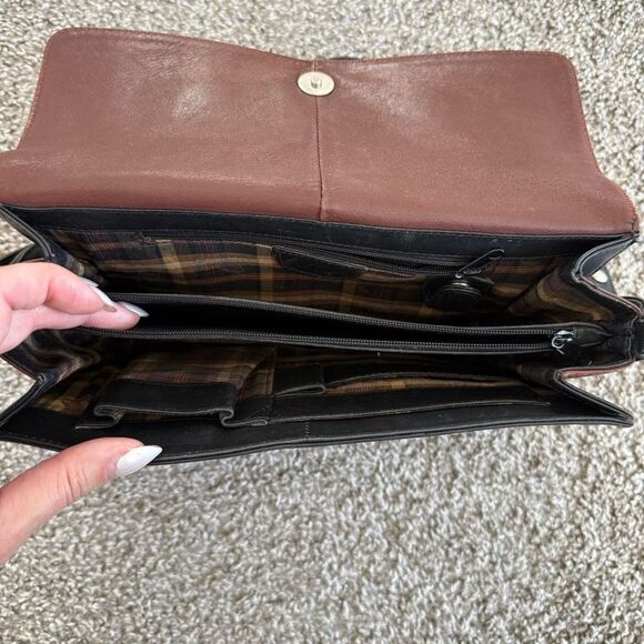 DEREK ALEXANDER | Leather Shoulder Bag - Picture 13 of 16